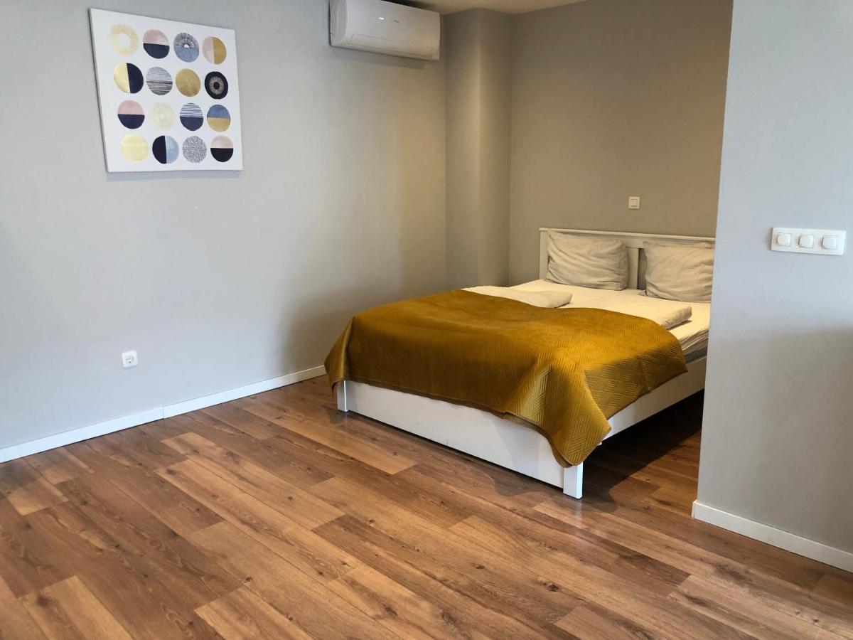 Residence De Kaaipoort Appartementen Aardenburg Esterno foto