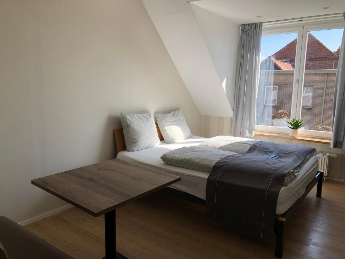 Residence De Kaaipoort Appartementen Aardenburg Esterno foto