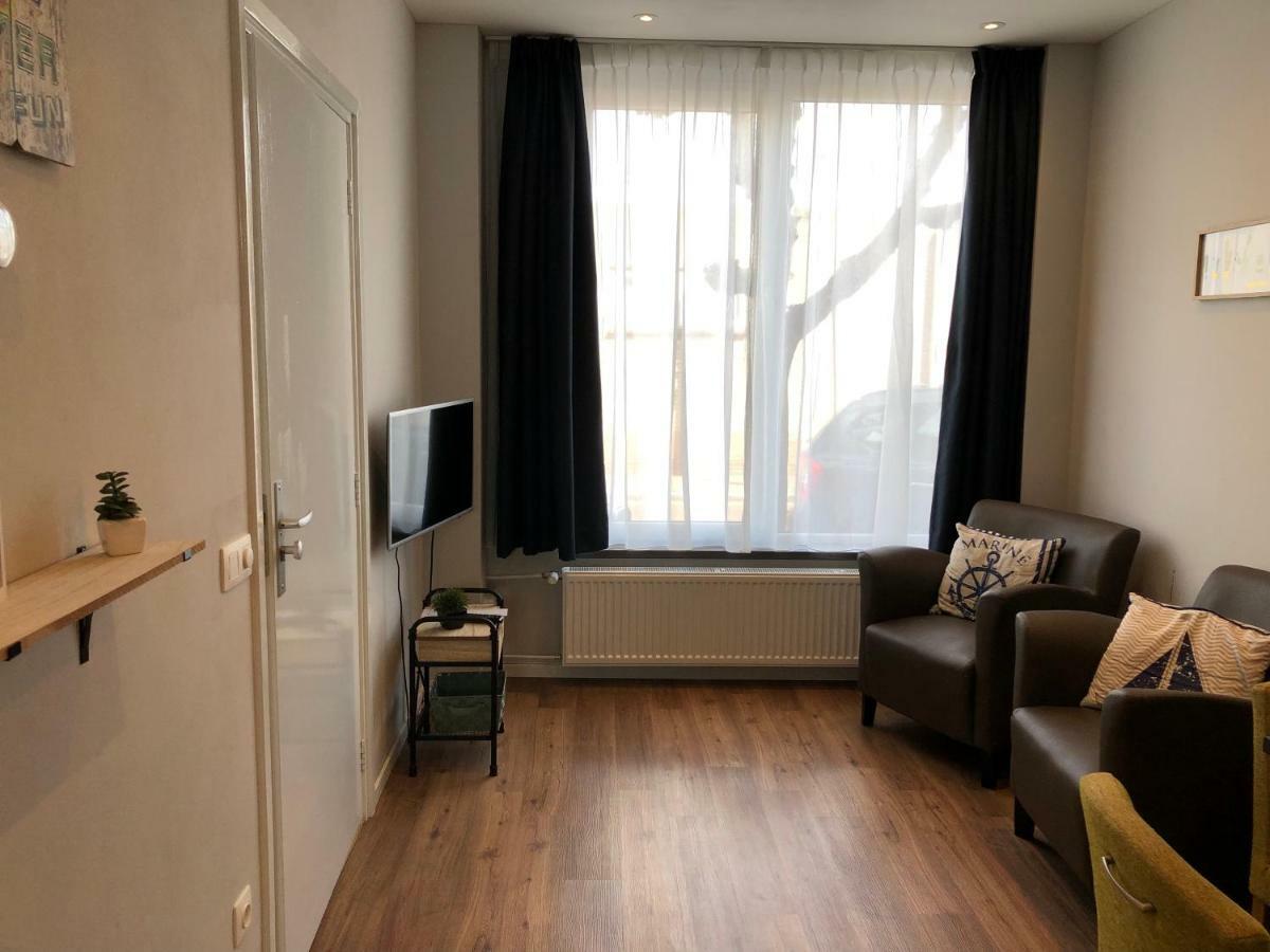 Residence De Kaaipoort Appartementen Aardenburg Esterno foto
